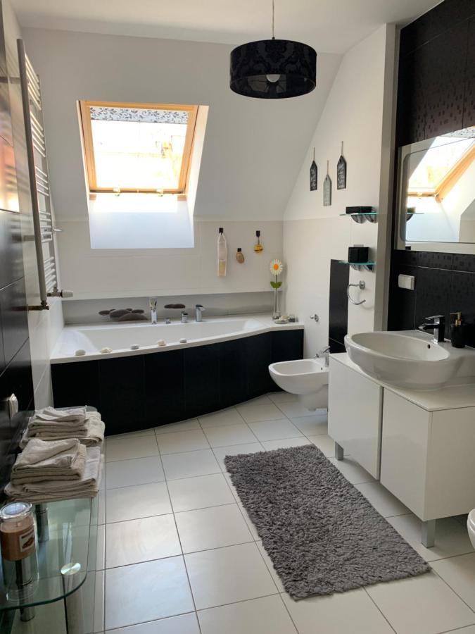 Silver Mazury Apartament Giżycko Εξωτερικό φωτογραφία